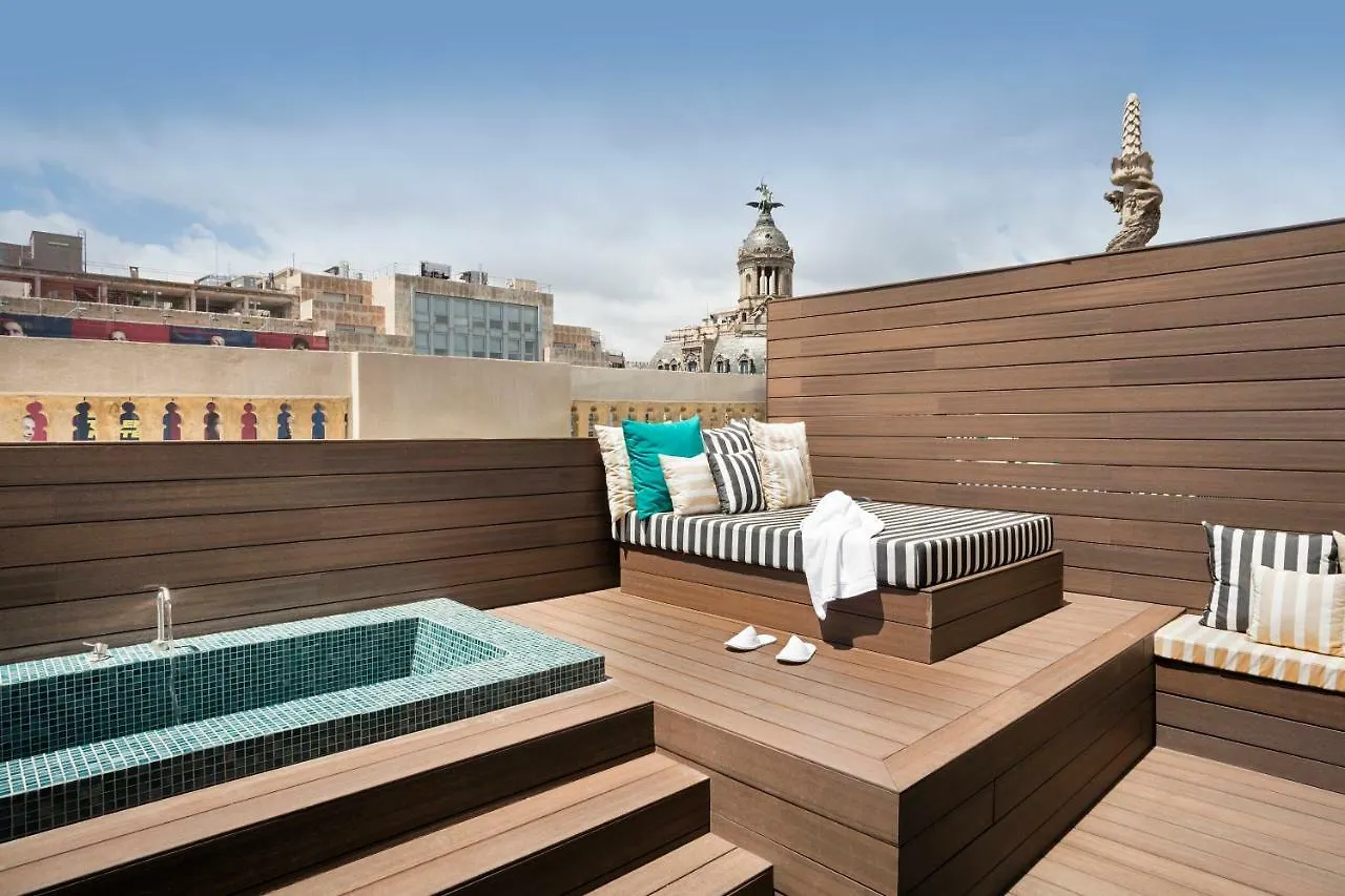 Praktik Essens Hotel Barcelona Spain