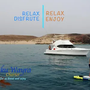 Yaku Wayra Charter 船屋 普拉亚布兰卡