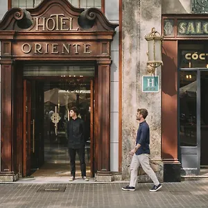 Oriente Atiram Hotell