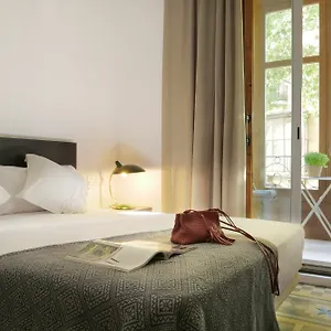 3* Гостевой дом Som Nit Triomf