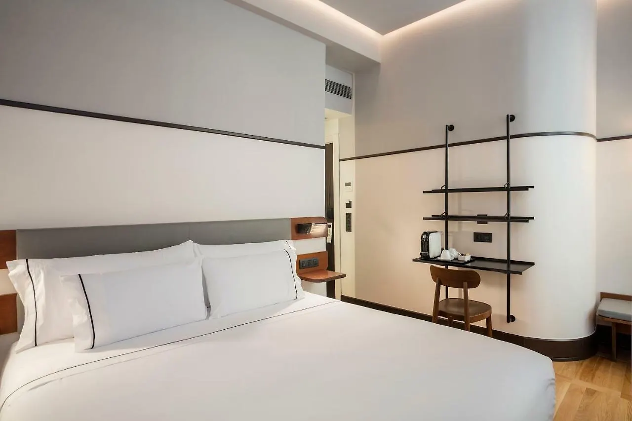 Praktik Essens Otel Barselona